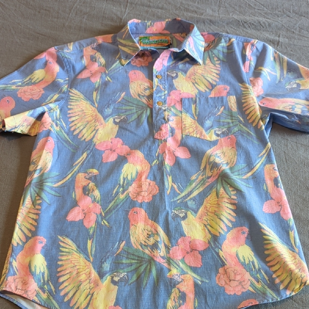 Chubbies Blue and Yellow Casual Button Down Shirt